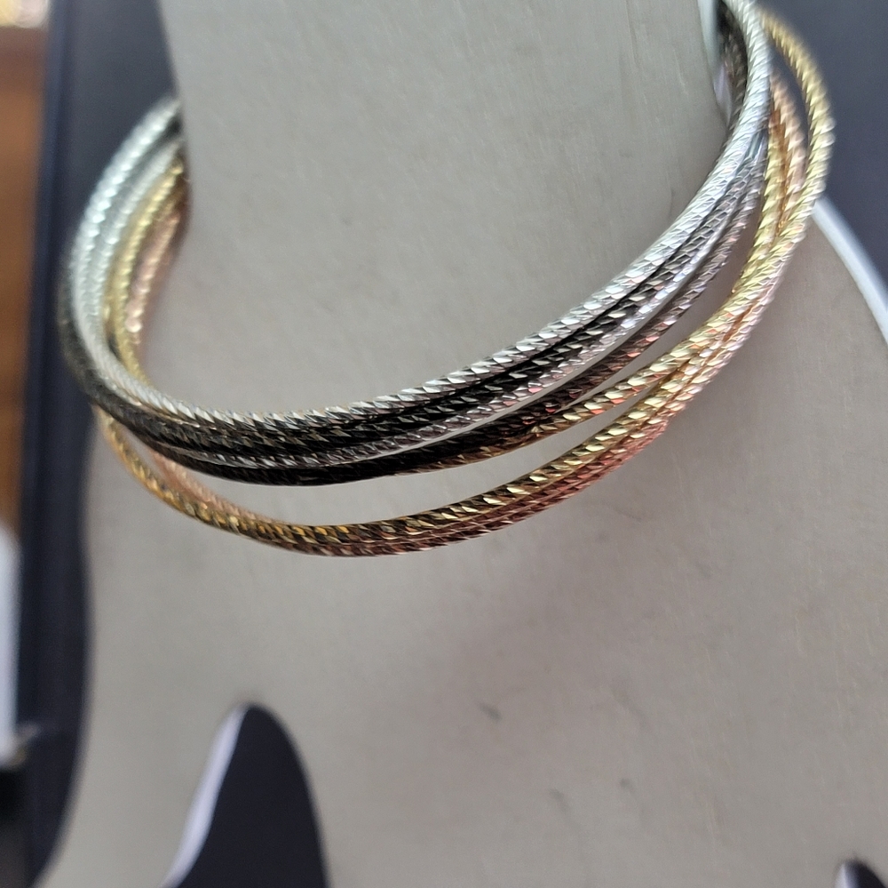 B226 Multicolor Stacking Diamond Cut Bangle Bracelets Set of 9